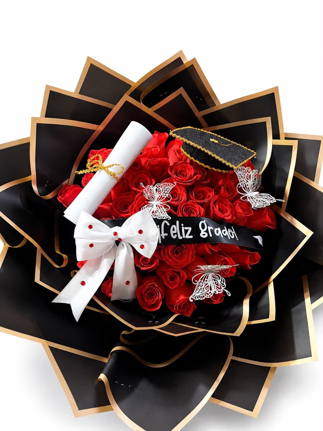 Ramo de Grado con Rosas Rojas, Birrete y Diploma